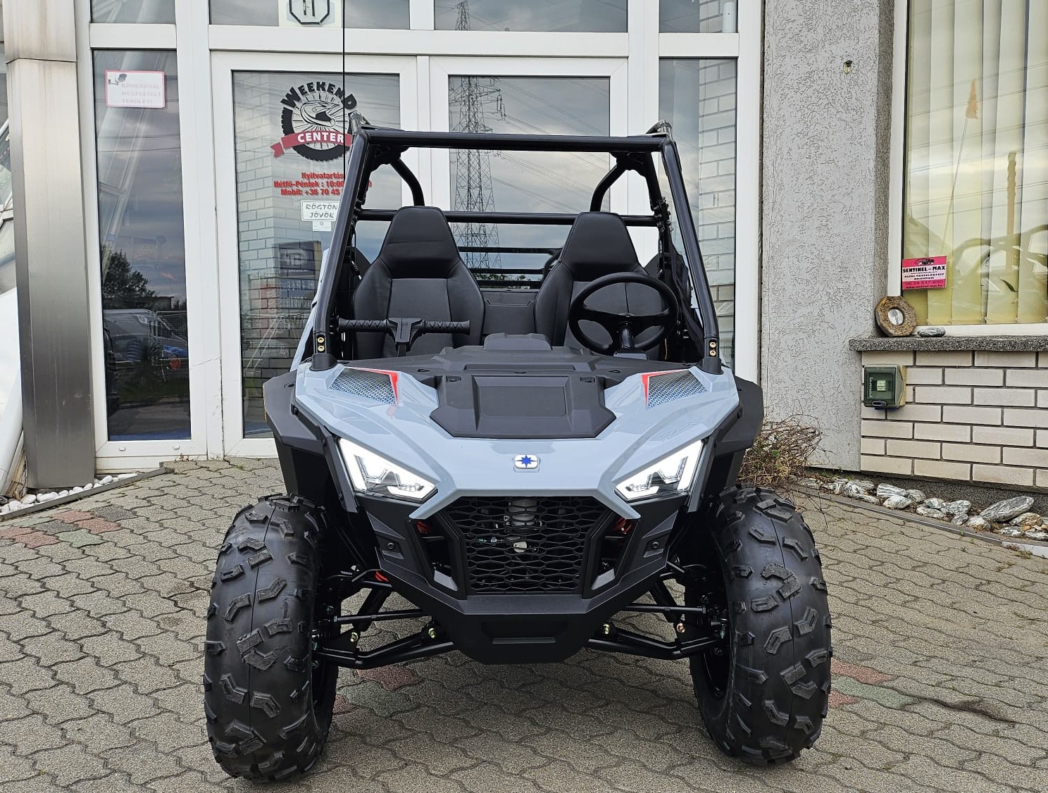POLARIS RZR 200